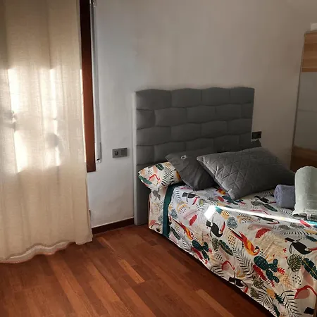 Casa Natura Flassia De 240m2 Con Piscina Privada Видререс