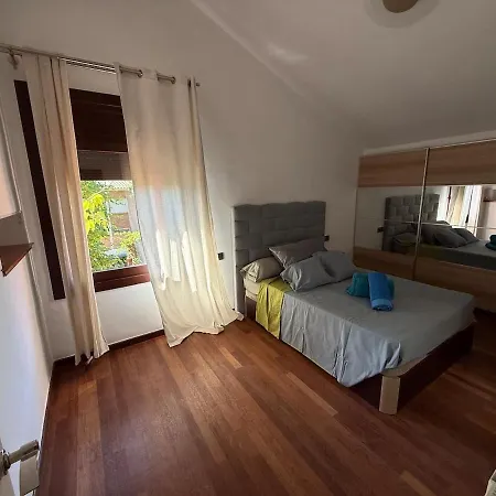 Casa Natura Flassia De 240m2 Con Piscina Privada Casa de vacances *